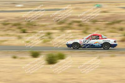 media/Jun-01-2025-CalClub SCCA (Sun) [[eae223c5dd]]/Group 5/Lap race/